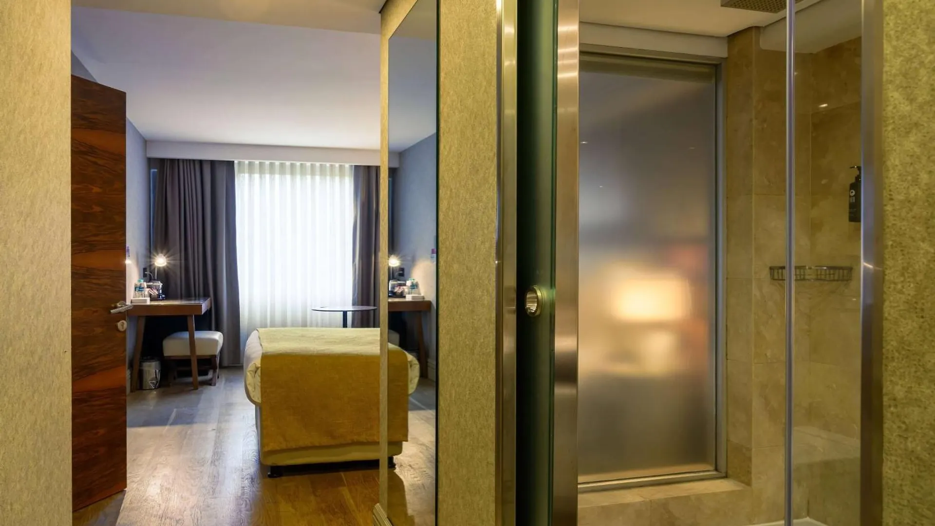 Ramada By Wyndham Istanbul Grand Bazaar Hotel