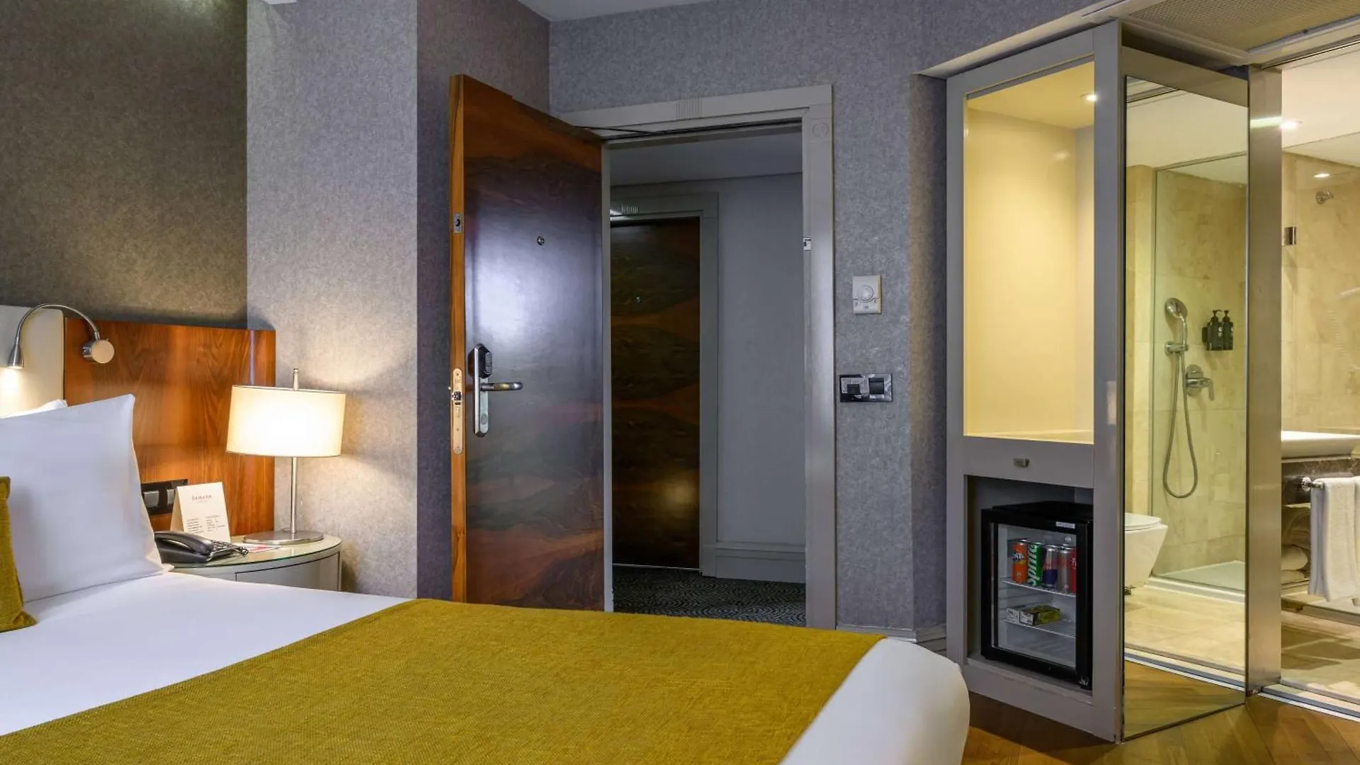 Ramada By Wyndham Istanbul Grand Bazaar Hotel 4*,