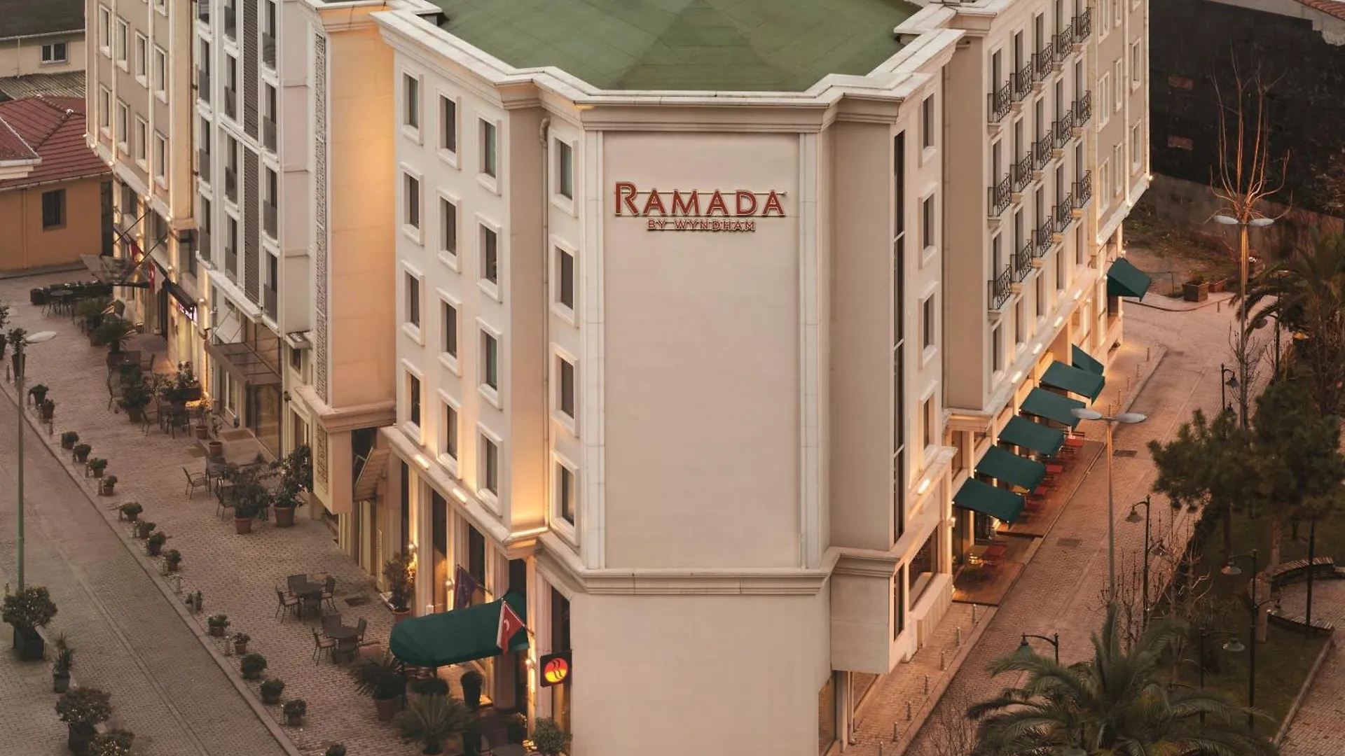 ****  Hotel Ramada Istanbul Grand Bazaar Turecko