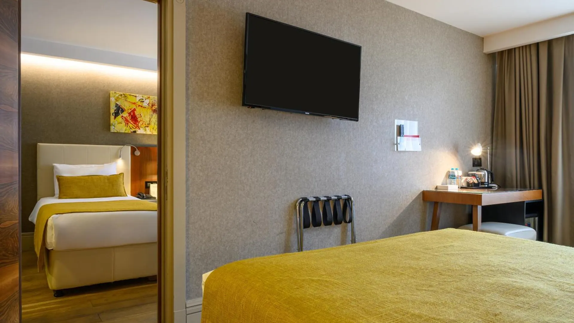 Ramada By Wyndham Istanbul Grand Bazaar Hotel