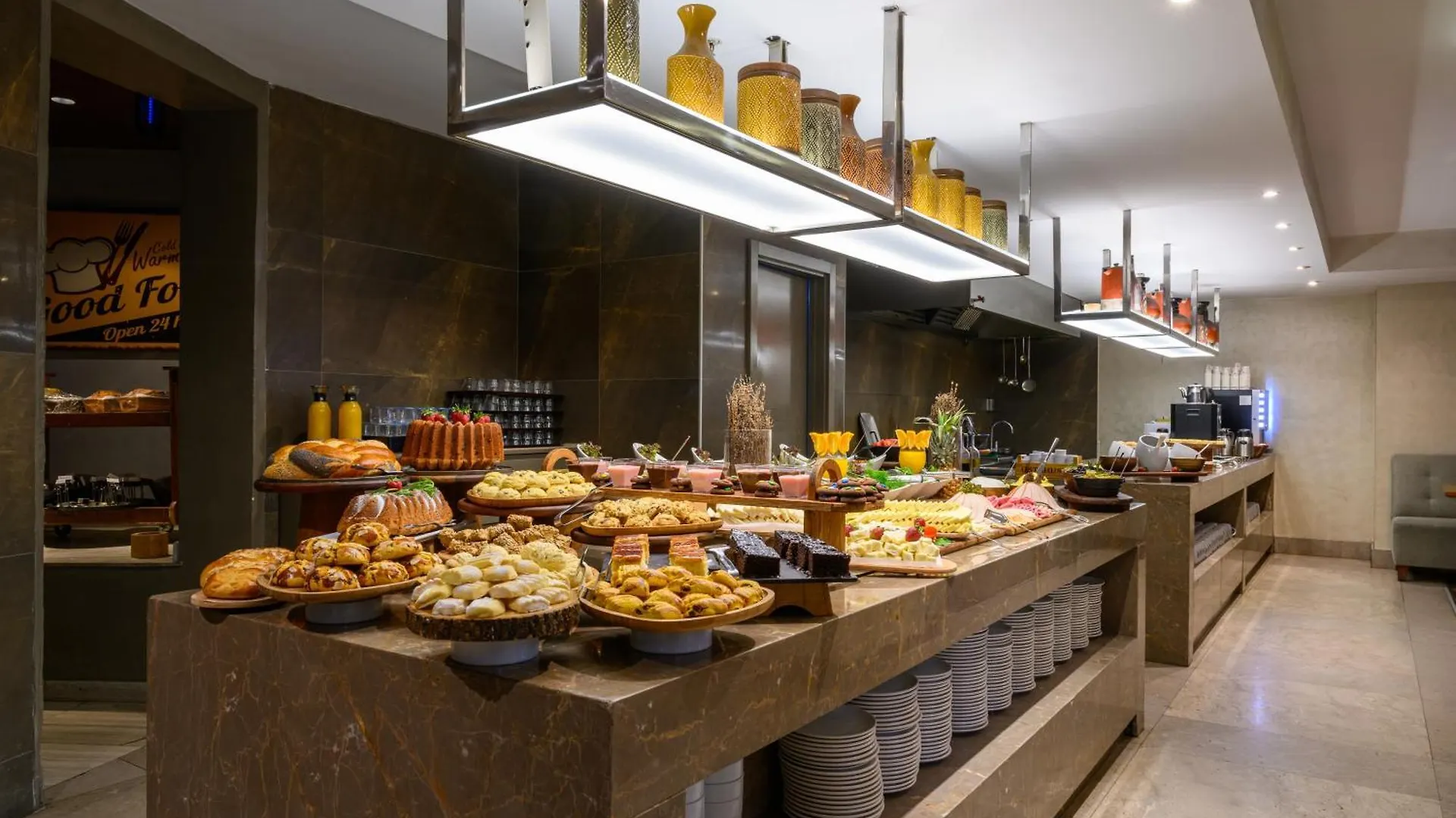 Ramada By Wyndham Istanbul Grand Bazaar Hotel 4*,