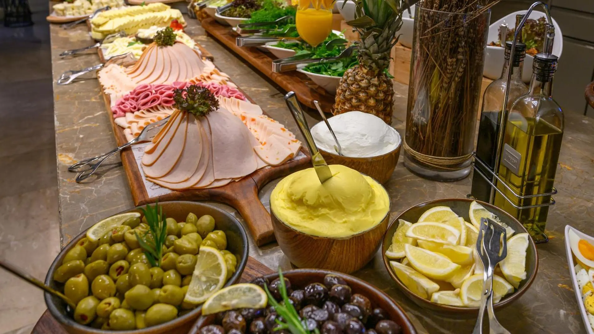 Hotel Ramada By Wyndham Istanbul Grand Bazaar 4*,