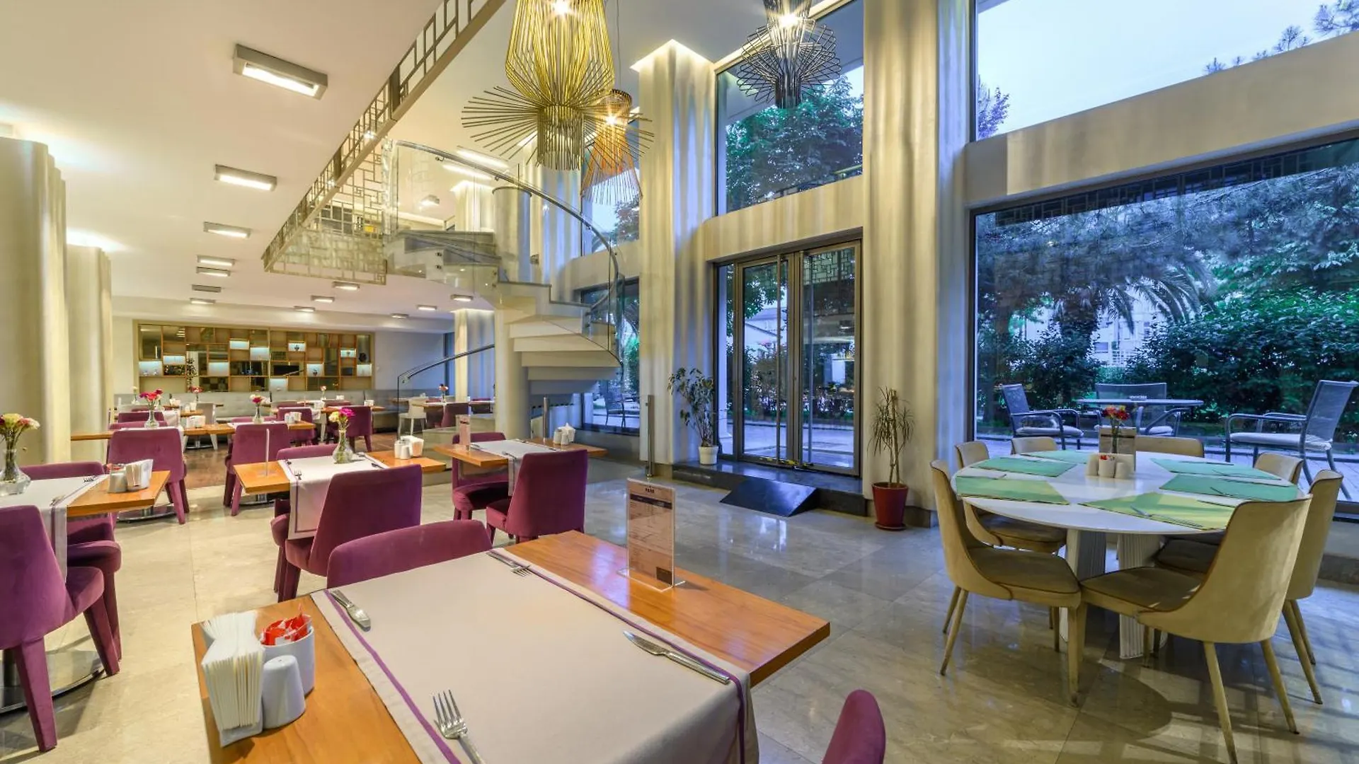 Hotel Ramada By Wyndham Istanbul Grand Bazaar